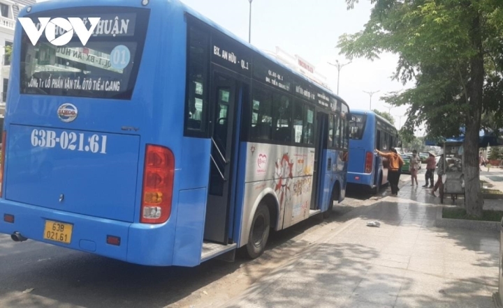 Hoạt động xe buýt tại Tiền Giang 'bỏ thì thương, vương thì tội' - 3